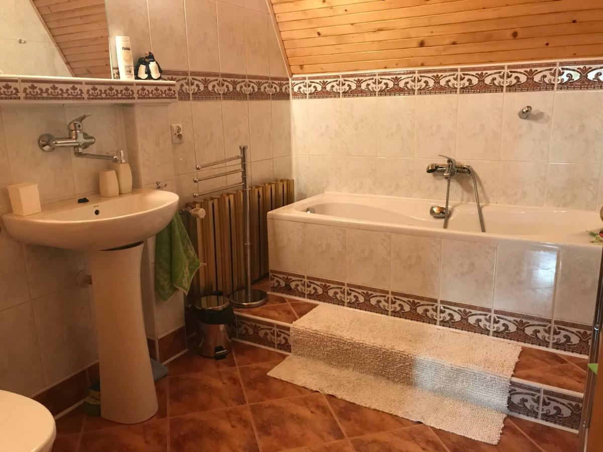 Na Markowce Брена Екстериор снимка